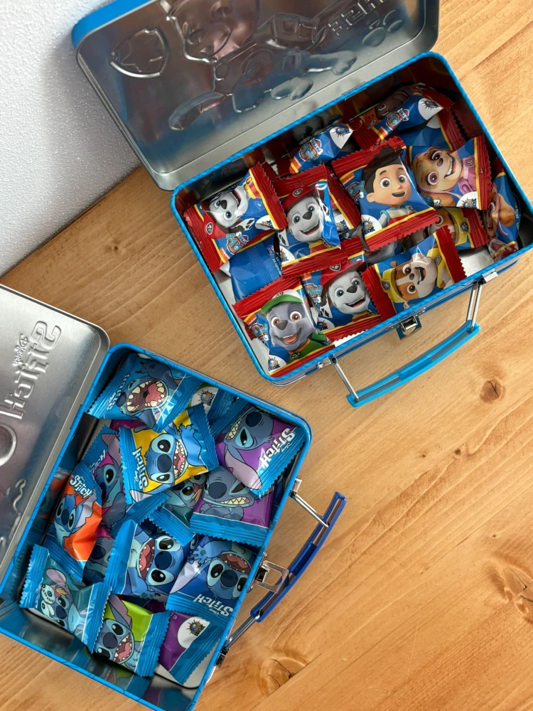 Kufřík Stitch se sušenkami 100g