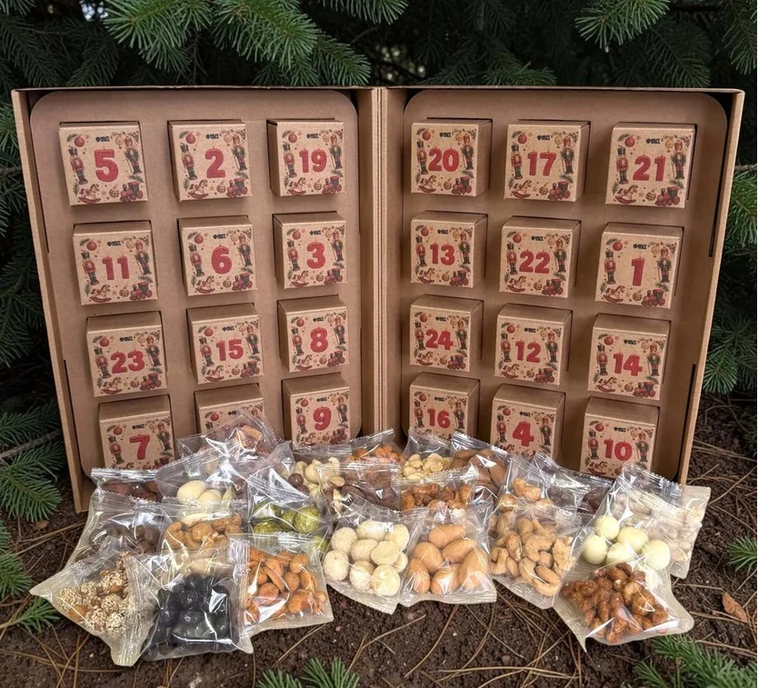 Adventní kalendář s ořechy 710g