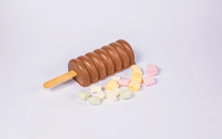 Špalek z mléčné čokolády do mléka s marshmallows 45g